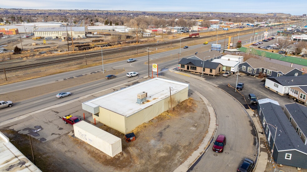 More Photos Of 1 MacArthur Ave, Billings Freestanding For Sale