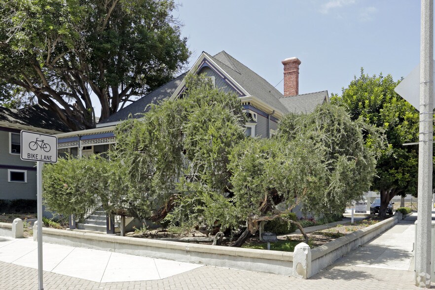 More Photos Of 107 Figueroa St, Ventura Office For Lease