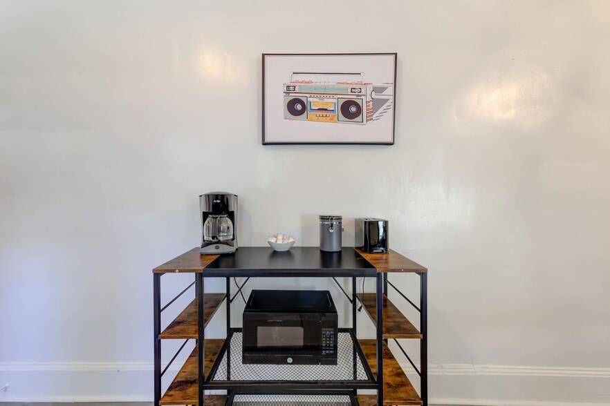 More Photos Of 196 N Auburndale St, Memphis Apartments For Sale