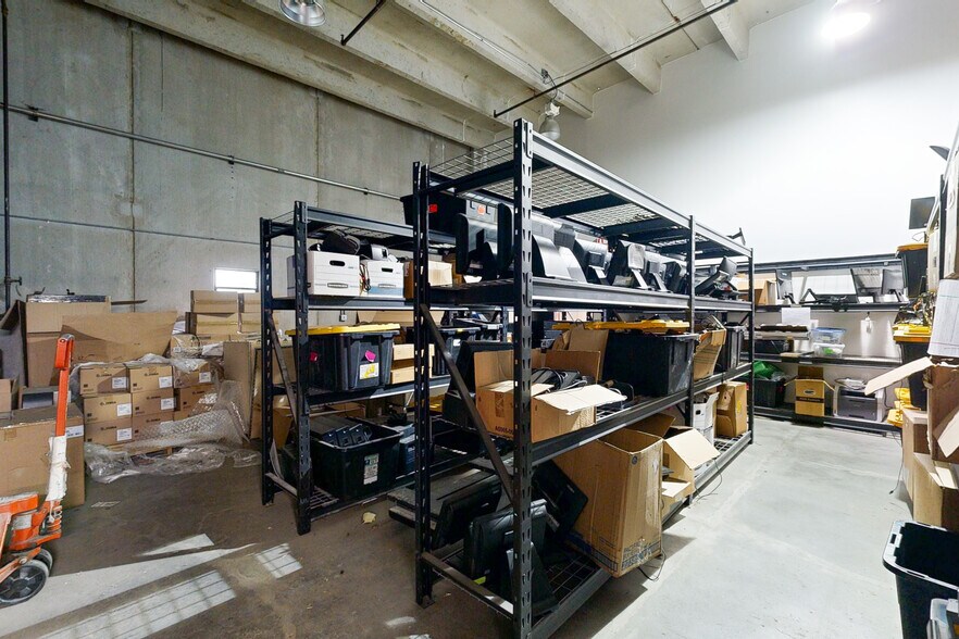 More Photos Of 1920 Columbia Dr SE, Albuquerque Warehouse For Lease
