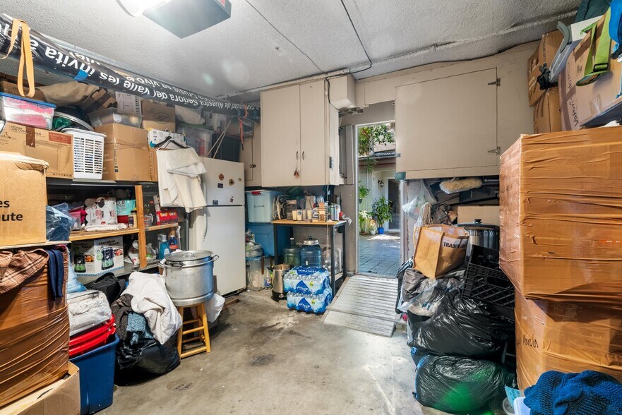 More Photos Of 7614 Mason Ave, Winnetka Multifamily For Sale