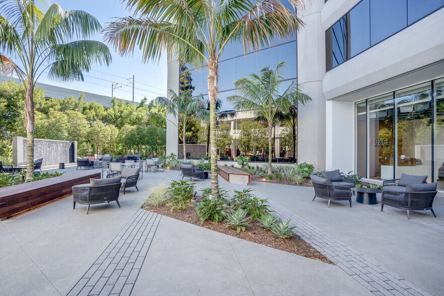 More Photos Of 2361-2381 Rosecrans Ave, El Segundo Office For Lease