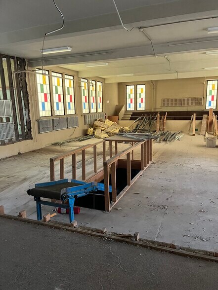 More Photos Of 642 S Main St, Central Square Office Residential For Lease