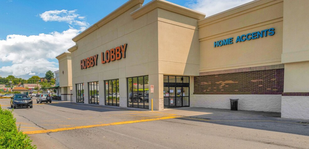 More Photos Of 1919-2009 N Eastman Rd, Kingsport Unknown For Lease