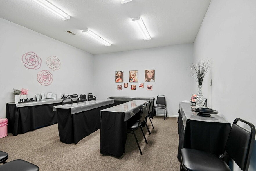 More Photos Of 9080 Barbee Ln, Knoxville Medical For Lease