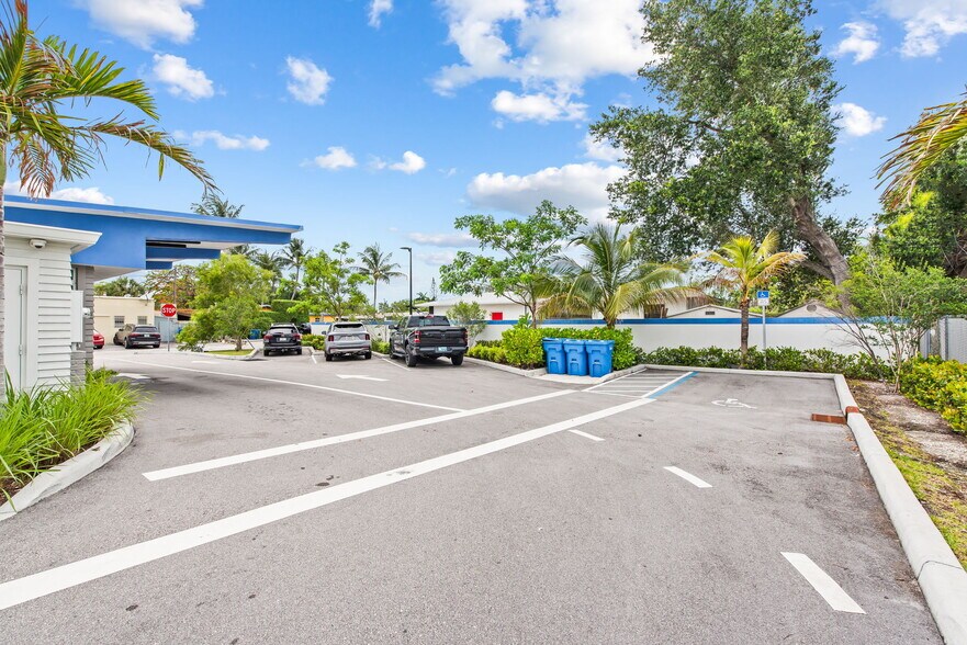 More Photos Of 2690 N Andrews Ave, Wilton Manors Freestanding For Sale