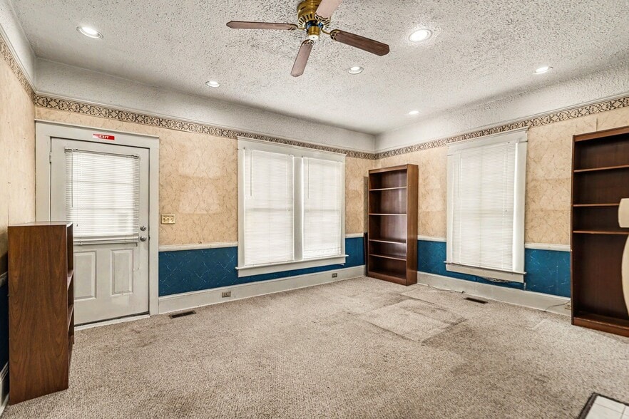 More Photos Of 8493 Campbellton St, Douglasville Office For Sale