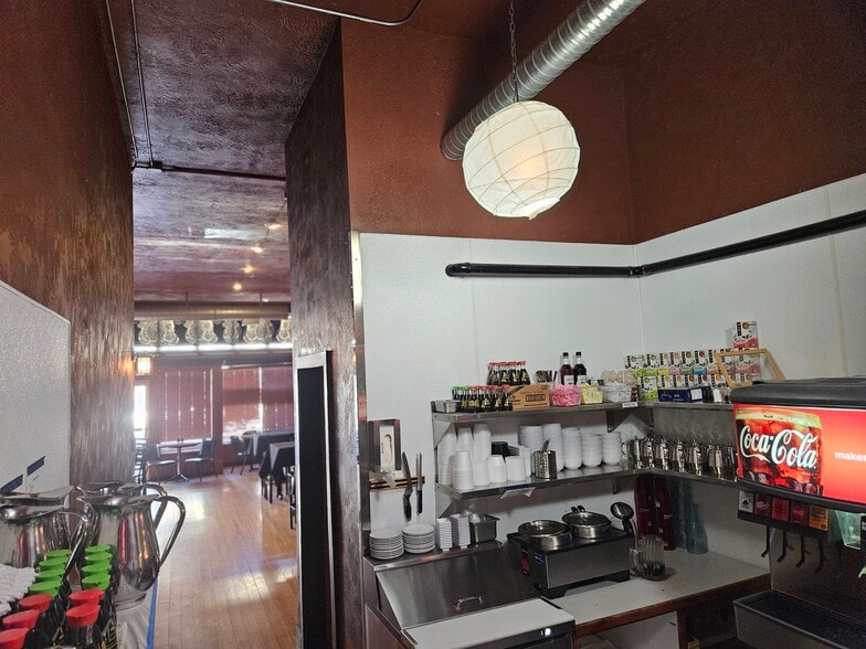 More Photos Of 309 E Center St, Pocatello Specialty For Sale