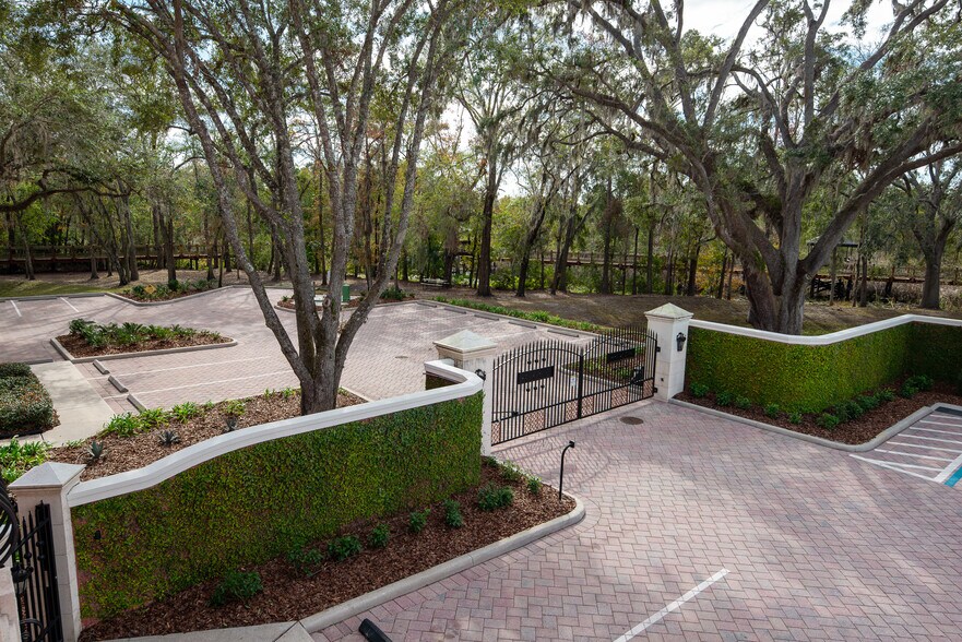 More Photos Of 2420 Brunello Trace, Lutz Office For Sale