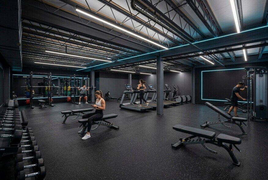 More Photos Of 200 Meacham Ave, Elmont Warehouse For Lease