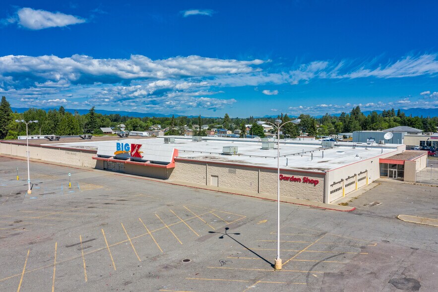 More Photos Of 2024 US Hwy 2 E, Kalispell Garden Center For Sale