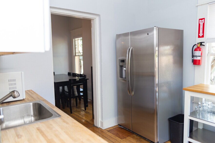 More Photos Of 531 E Lynwood St, Phoenix Office Residential For Sale