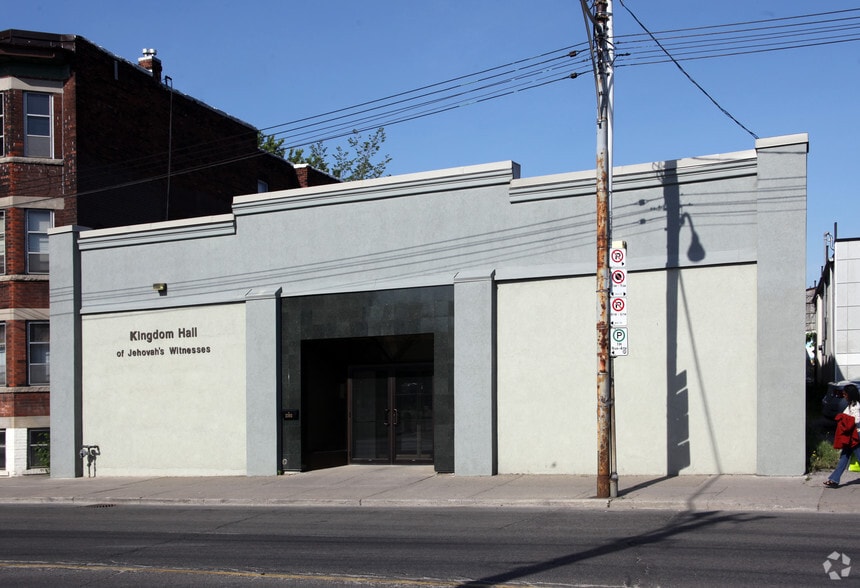Primary Photo Of 2393 Dundas St W, Toronto Religious Facility For Sale