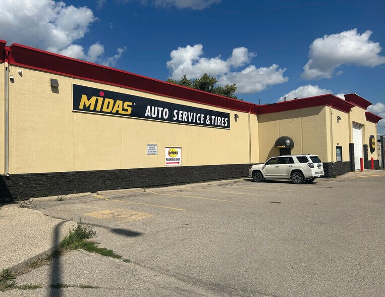 Primary Photo Of 1075 Notre Dame Av, Winnipeg Auto Repair For Lease