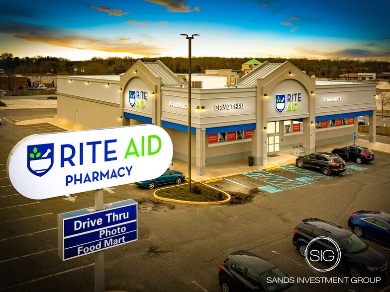 Primary Photo Of 1070 N Pearl St, Bridgeton Drugstore For Sale