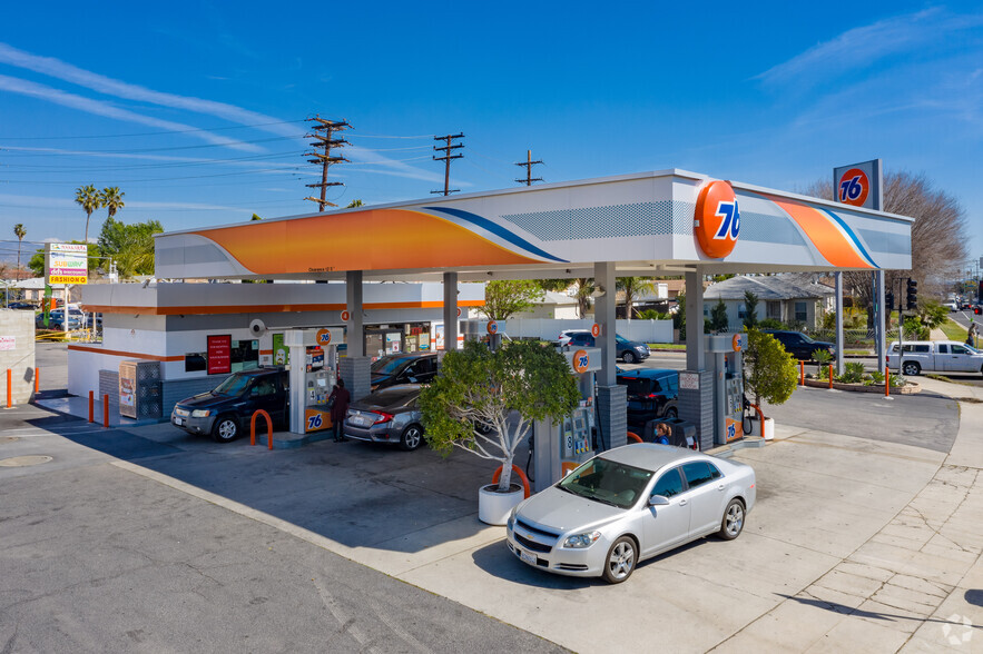 More Photos Of 14701-14729 Rinaldi St, San Fernando Unknown For Lease