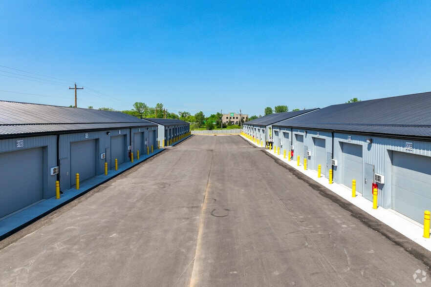 More Photos Of 330 Mill Bay Ave S, Afton Warehouse For Lease