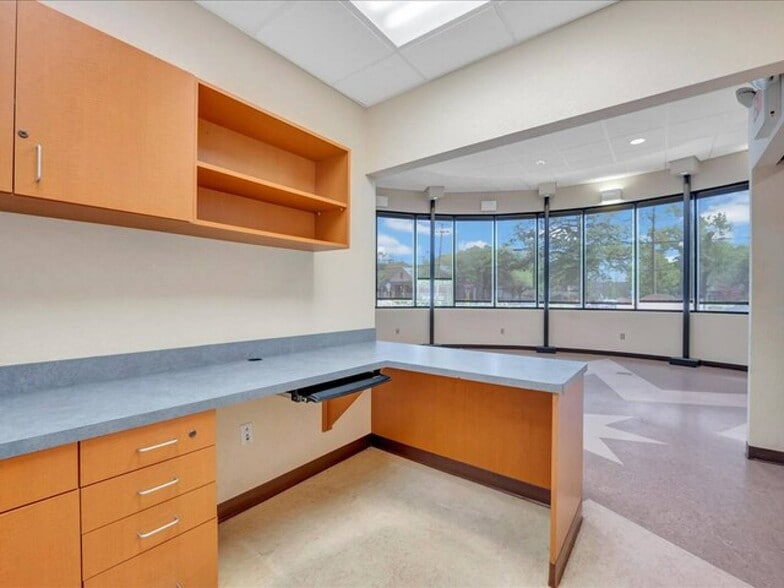 More Photos Of 1225 N Mound St, Nacogdoches Skilled Nursing Facility For Sale