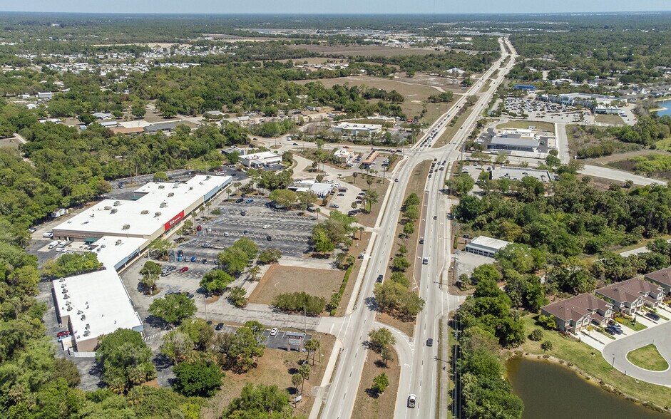More Photos Of 6351 Bayshore Rd, North Fort Myers Unknown For Lease