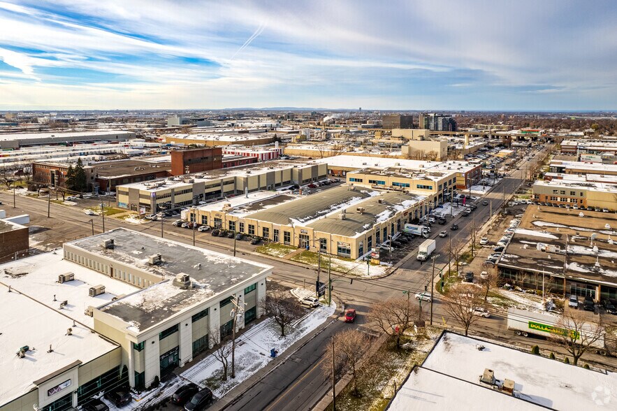 More Photos Of 8270-8310 Ch Devonshire, Mt Royal Unknown For Lease