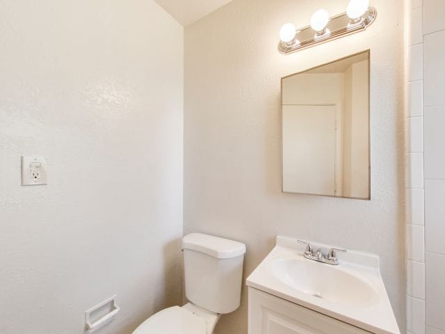 More Photos Of 2505-2525 10th Ave, Oakland Apartments For Sale