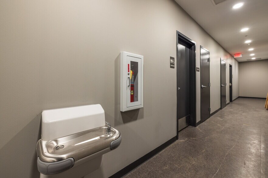 More Photos Of 4100 Lindell Blvd, Saint Louis Apartments For Lease