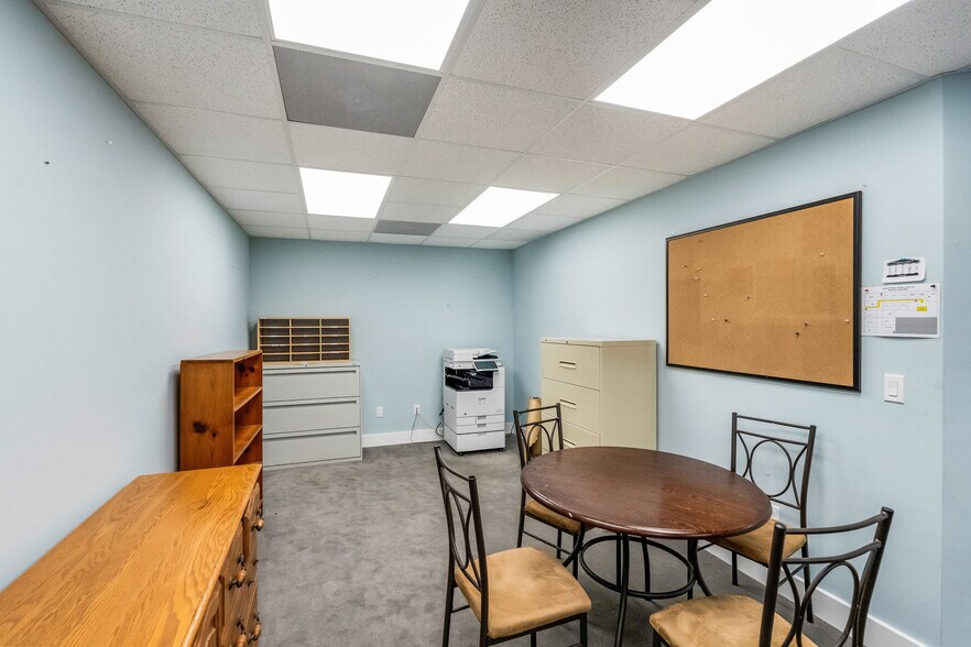 More Photos Of 1615 14th Ave, Vero Beach Medical For Sale