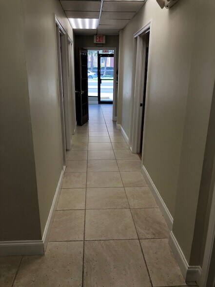 More Photos Of 3418 N Ocean Blvd, Fort Lauderdale Storefront Retail Office For Lease