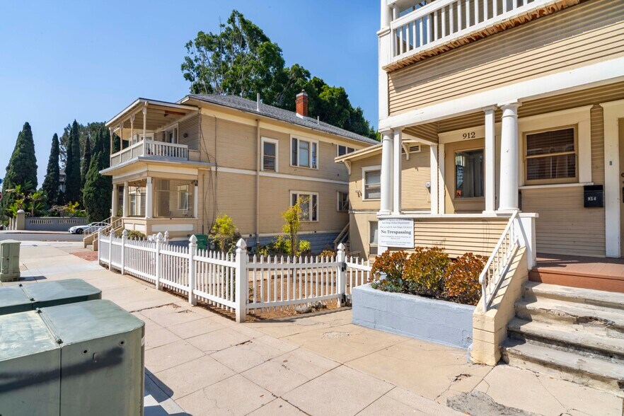 More Photos Of 904-914 24th St, San Diego Apartments For Sale
