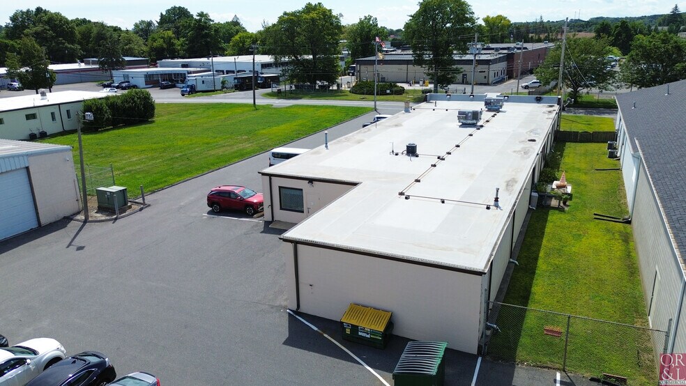 More Photos Of 115 Wayside Ave, West Springfield Warehouse For Sale