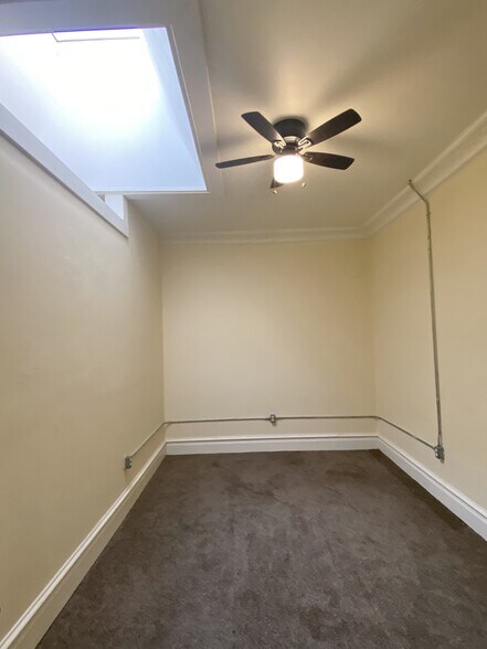 More Photos Of 213 E Louisiana St, McKinney Office For Lease