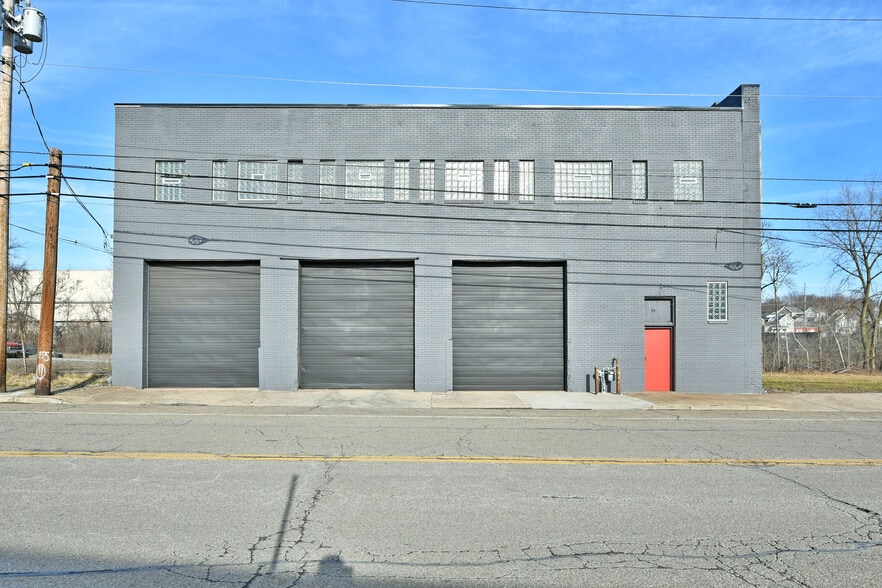More Photos Of 944 W Rayen Ave, Youngstown Industrial For Sale