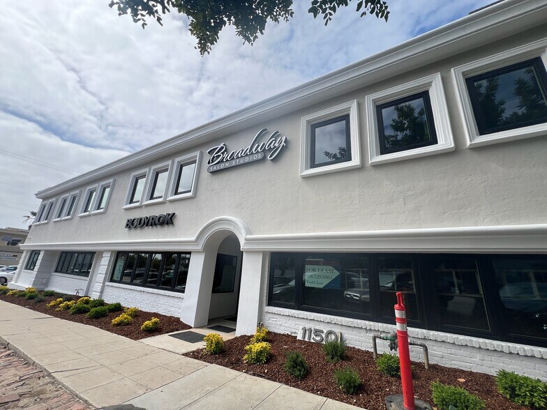 More Photos Of 1150 Silverado St, La Jolla Office For Lease