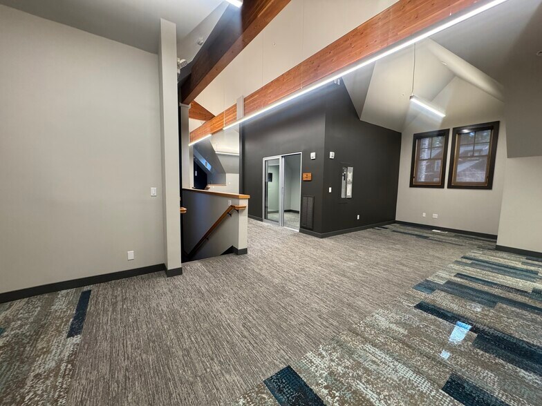 More Photos Of 932-936 Southwood Blvd, Incline Village Loft Creative Space For Lease