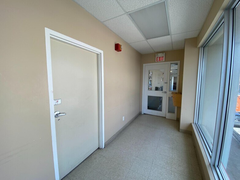 More Photos Of 115-119 Cedar St, Greater Sudbury General Retail For Sale