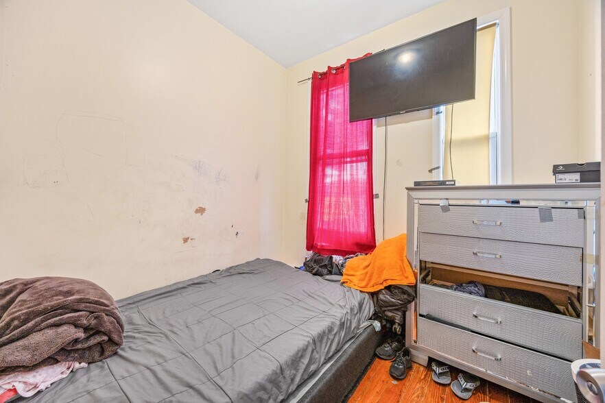 More Photos Of 9412 86th St, Ozone Park Multifamily For Sale