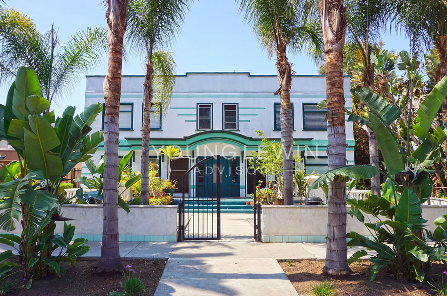 Primary Photo Of 1912-1918 E 2nd St, Long Beach Apartments For Sale