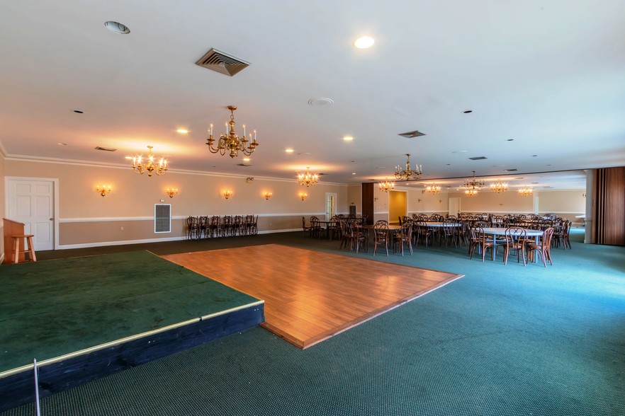 More Photos Of 101 Ironaton Rd, Talladega Golf Course Driving Range For Sale