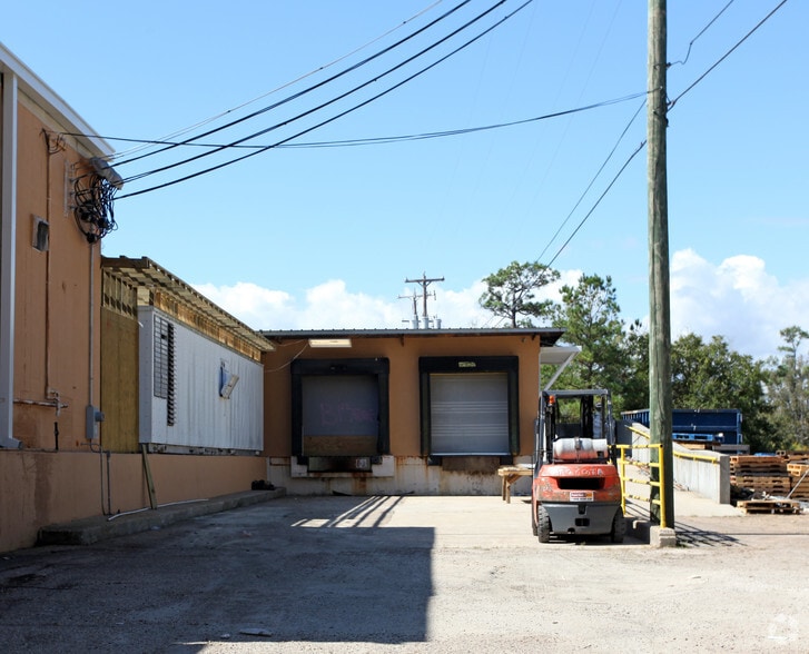 More Photos Of 295 Highway 90, Bay Saint Louis Storefront For Lease