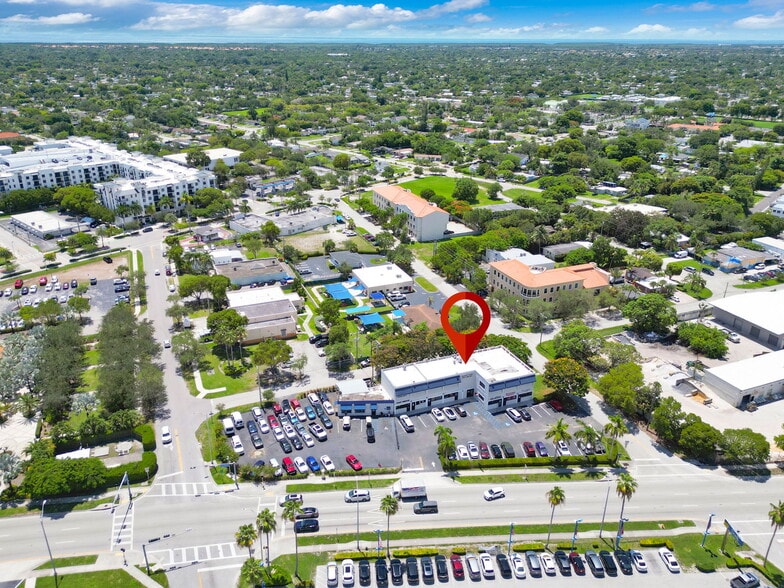 More Photos Of 17801 S Dixie Hwy, Miami Auto Dealership For Sale