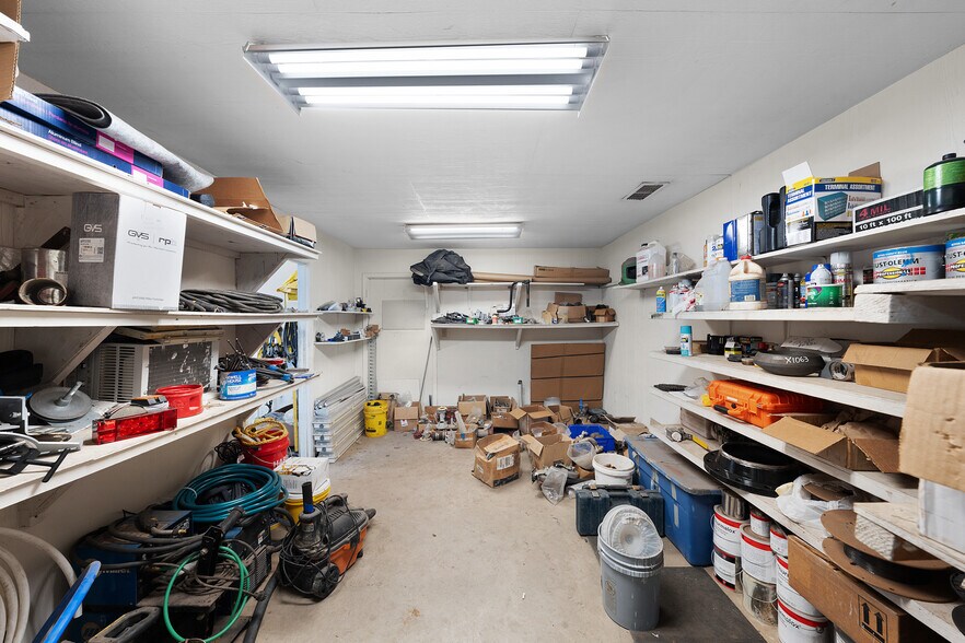 More Photos Of 14733 E State Hwy 11, Como Warehouse For Sale