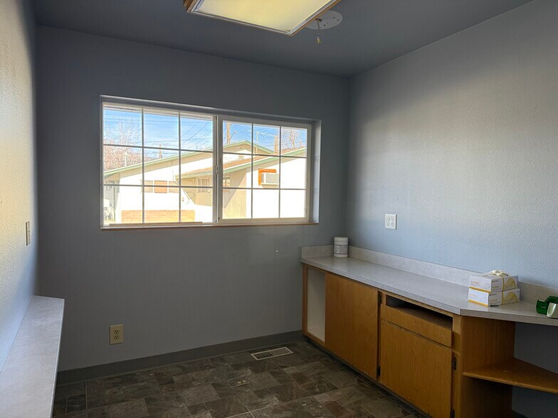 More Photos Of 40 N McDow St, Susanville Industrial For Sale