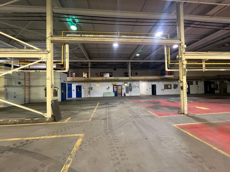 More Photos Of 6515 Steubenville Pike, Pittsburgh Manufacturing For Sale