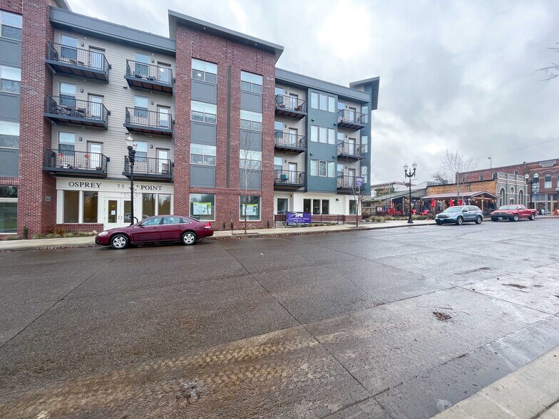 More Photos Of 107 C Street, Independence Apartments For Lease