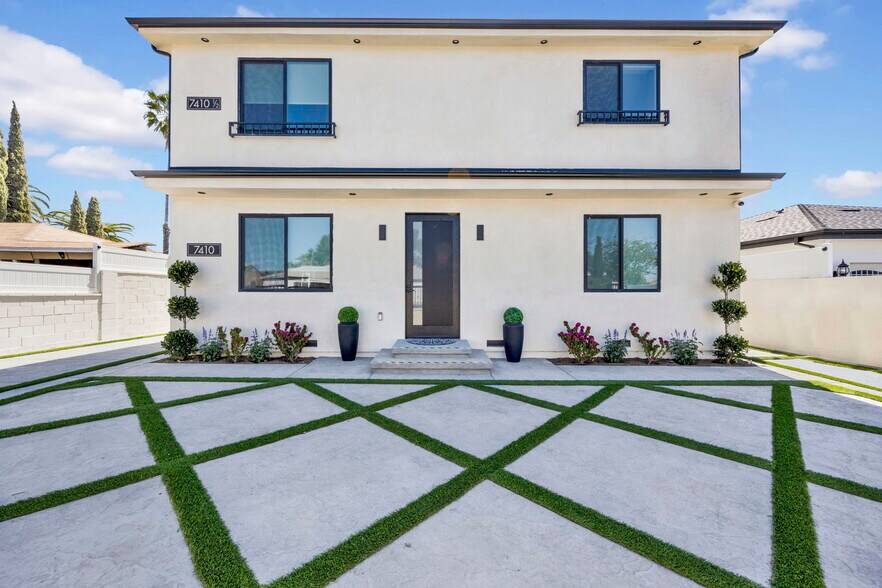 More Photos Of 7410 Denny Ave, Sun Valley Healthcare For Sale