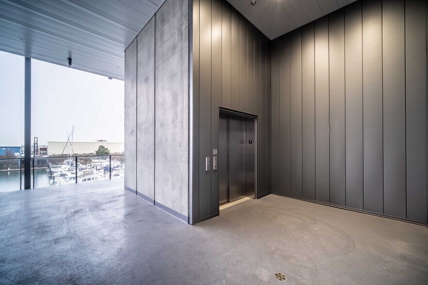 More Photos Of 9123 Bentley St, Vancouver Light Distribution For Lease