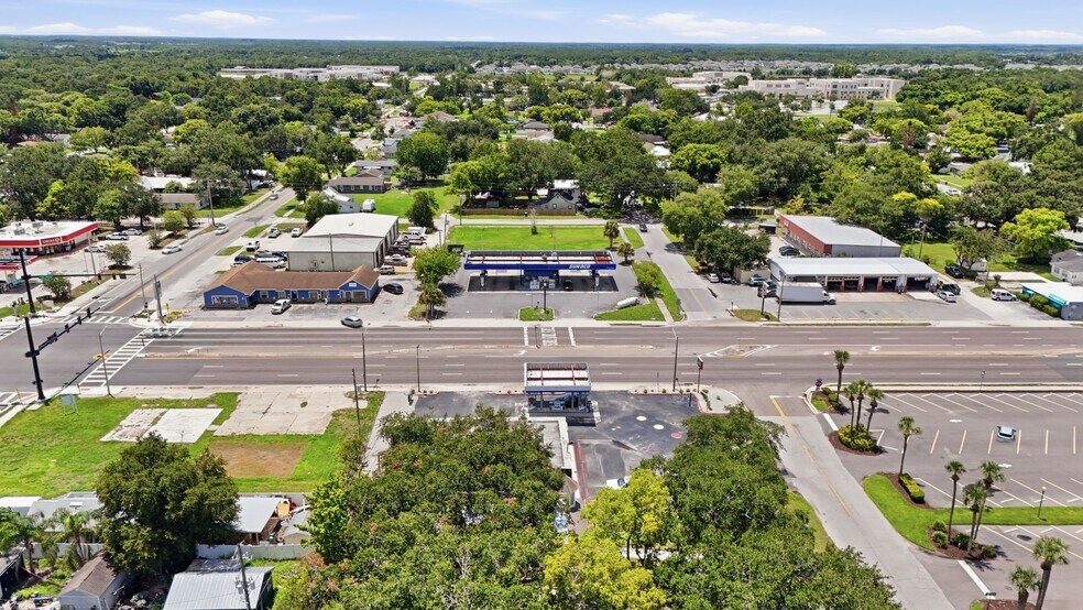 More Photos Of 718 13th St, Saint Cloud Convenience Store For Sale