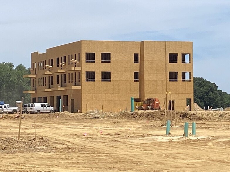 More Photos Of Stage @ Hwy 70, Bartlett Land For Lease