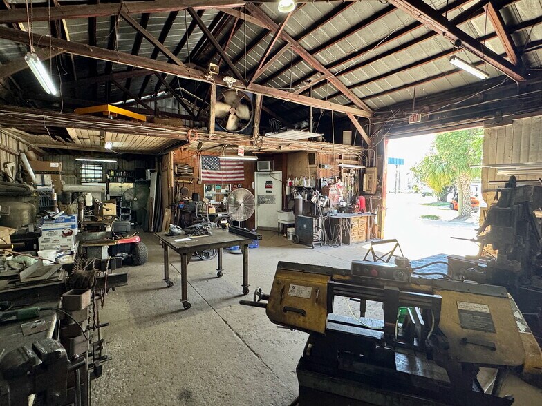 More Photos Of 4200 E 7th Ave, Tampa Light Distribution For Lease