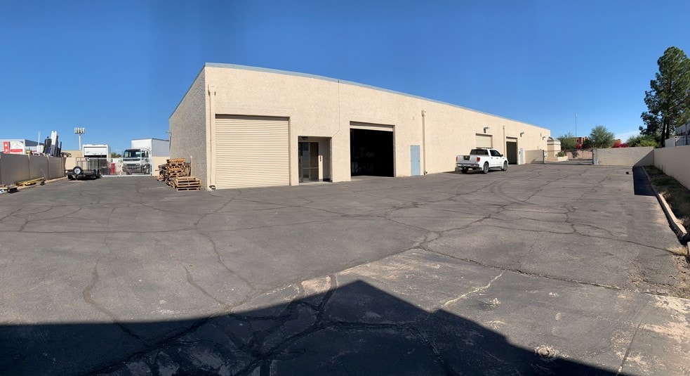 More Photos Of 316 S Price Rd, Tempe Warehouse For Lease